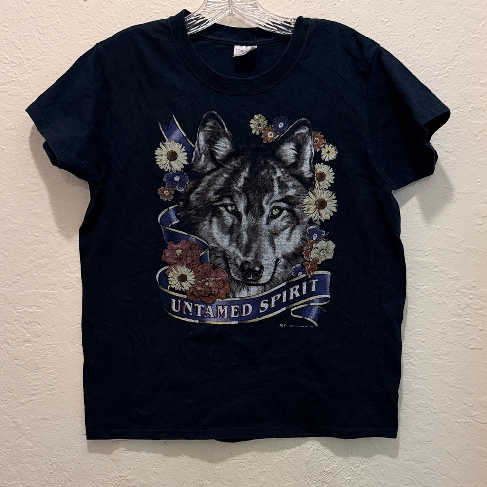 Vintage Native American, wolf untamed spirit T-shirt with flowers